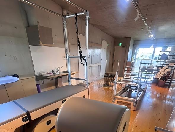 【導入事例紹介】Welina pilates studio｜“愛をこめて”整える、癒しの空間にDreamシリーズ導入